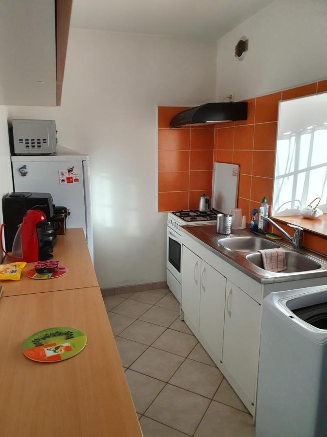 Gites De Line Marvie Surtainville Exteriör bild